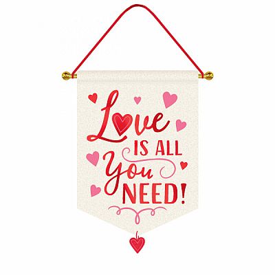 Závěsná dekorace látková - Love is all you need 28 x 38 cm