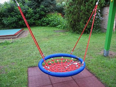 Sedák kruhový (hnízdo) na houpačku - prům. 100 mm