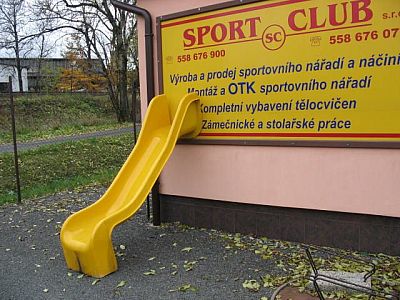 DH ND - Skluzavka AGS 230, nást. výška 1 m