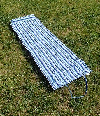 ACRA L02/1-MO Lehátko plážové s podhlavníkem modré