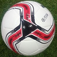 Fotbalový míč TORO 3 new