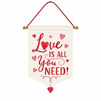 Závěsná dekorace látková - Love is all you need 28 x 38 cm
