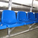 Plastový sedák na tribuny a střídačky